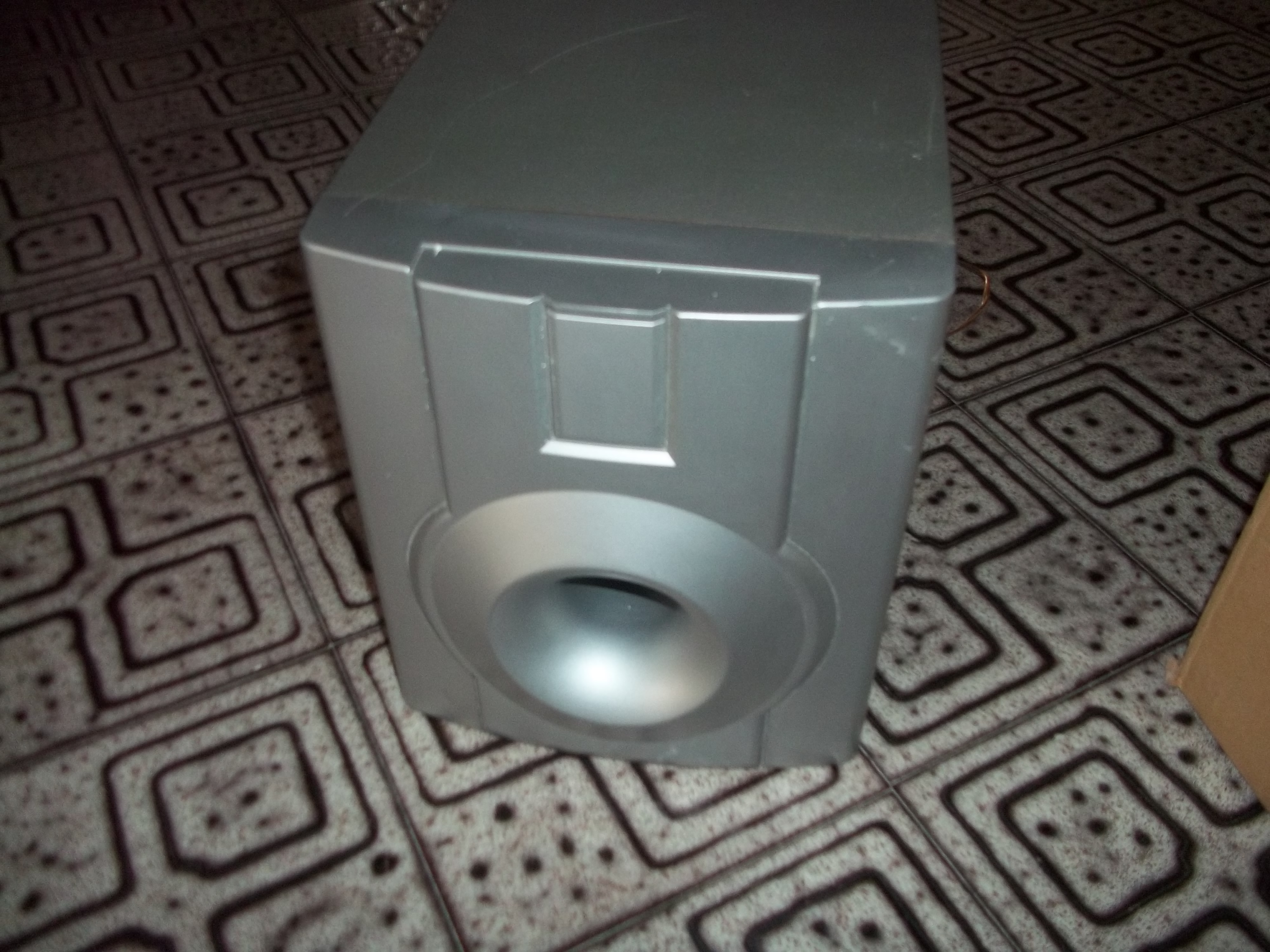 1 Subwoofer + 5 casse 