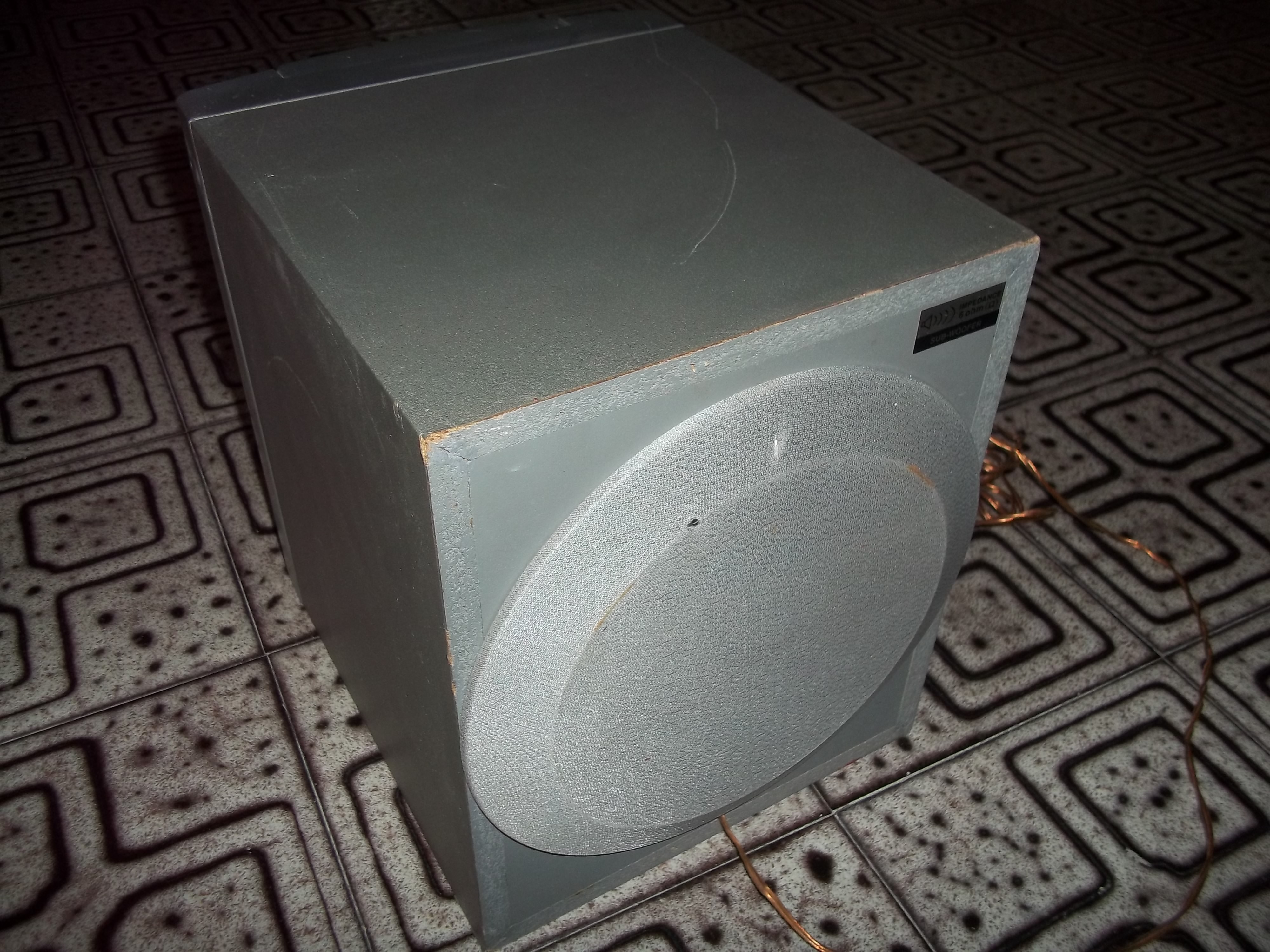 1 Subwoofer + 5 casse 