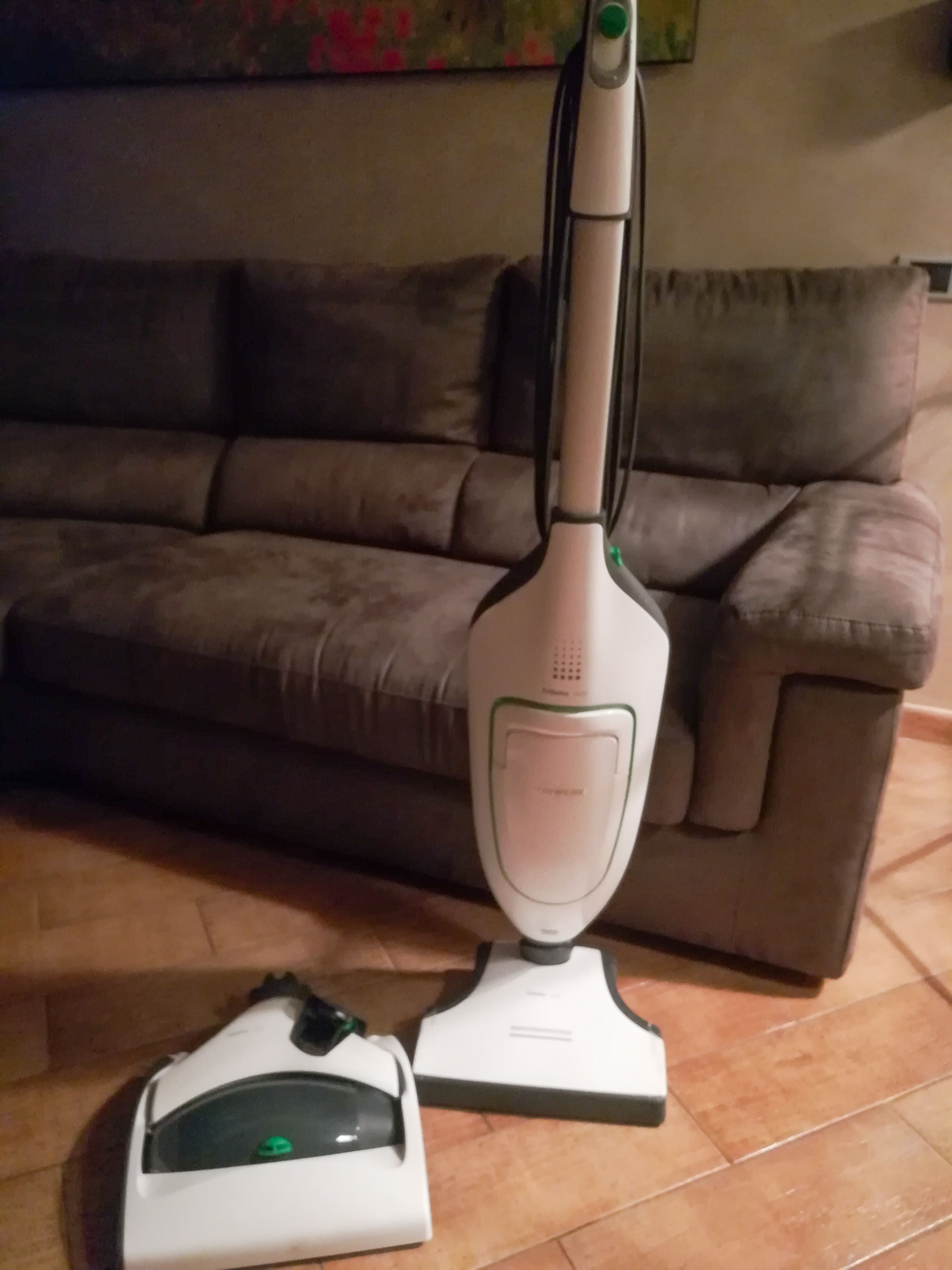  Folletto VK200 perfettamente funzionante