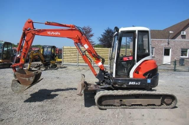 mini escavatore kubota u45