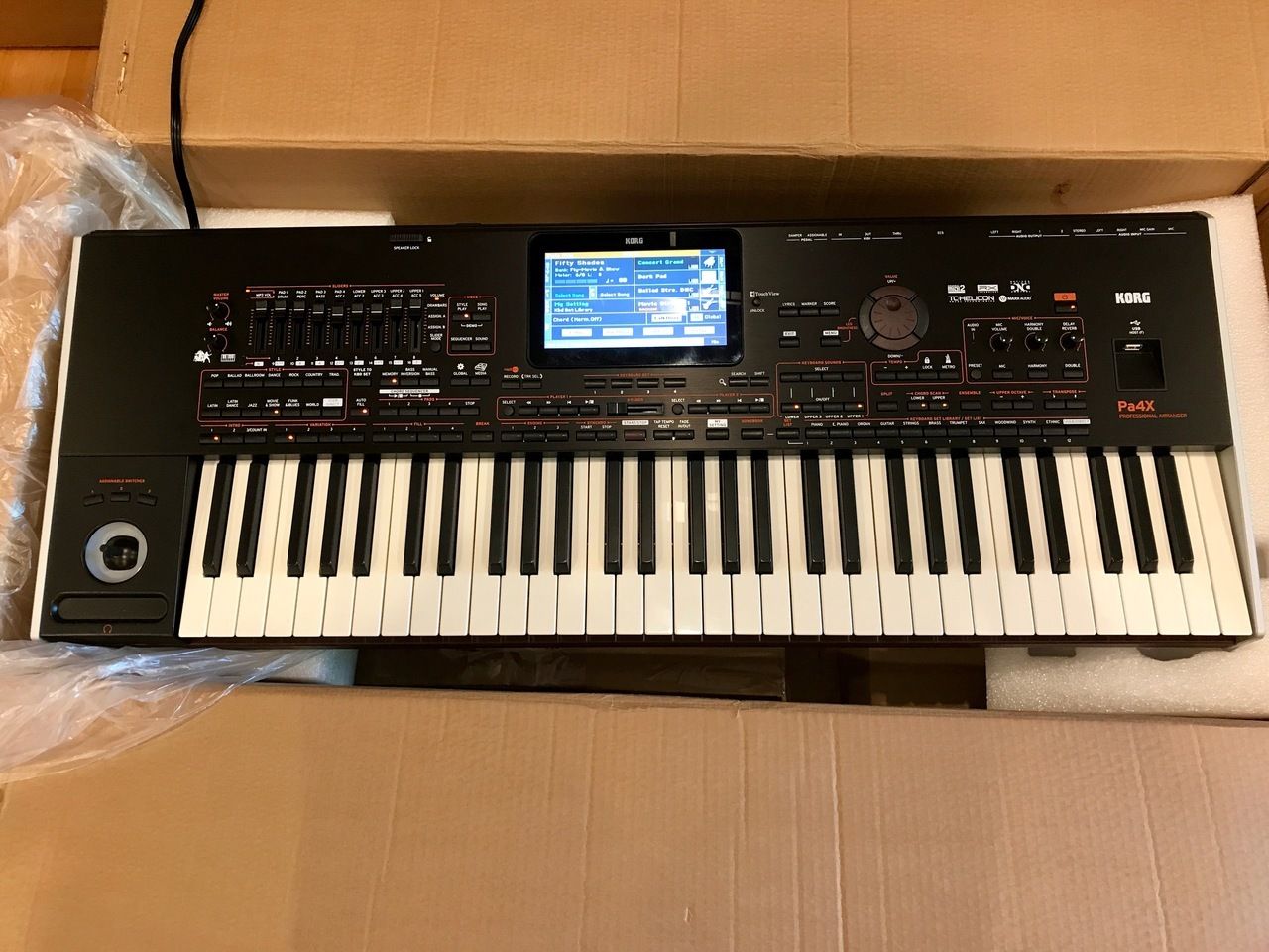 Korg Pa4X 61 Professional Arranger (61-Key)