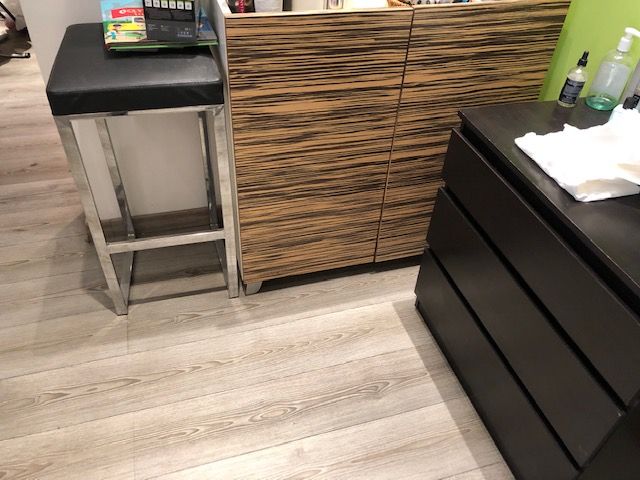 arredamento mobili salone barbiere