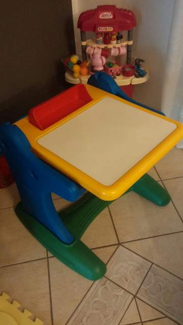 Banco scuola Chicco con l